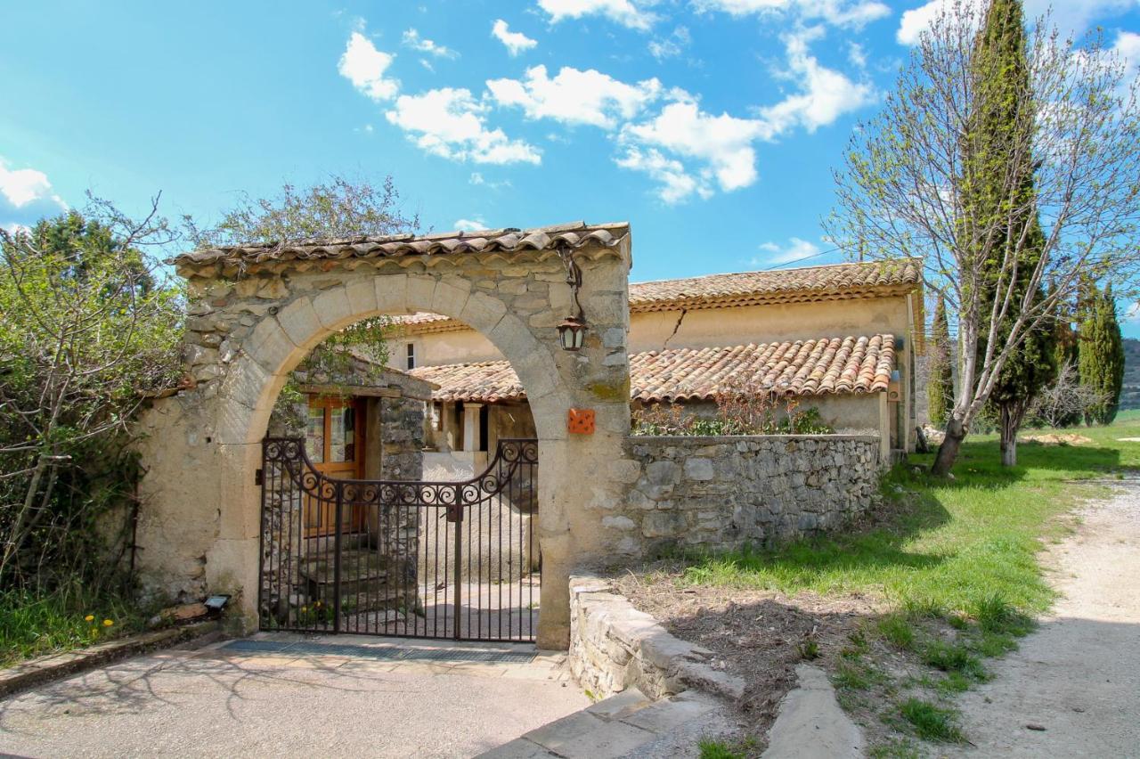 Mas De Reilhanette Montbrun-les-Bains Bagian luar foto